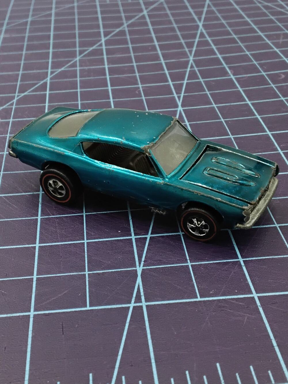 1967 Barracuda Dark Int. Hong Kong Redline Aqua Custom Collectible Loose